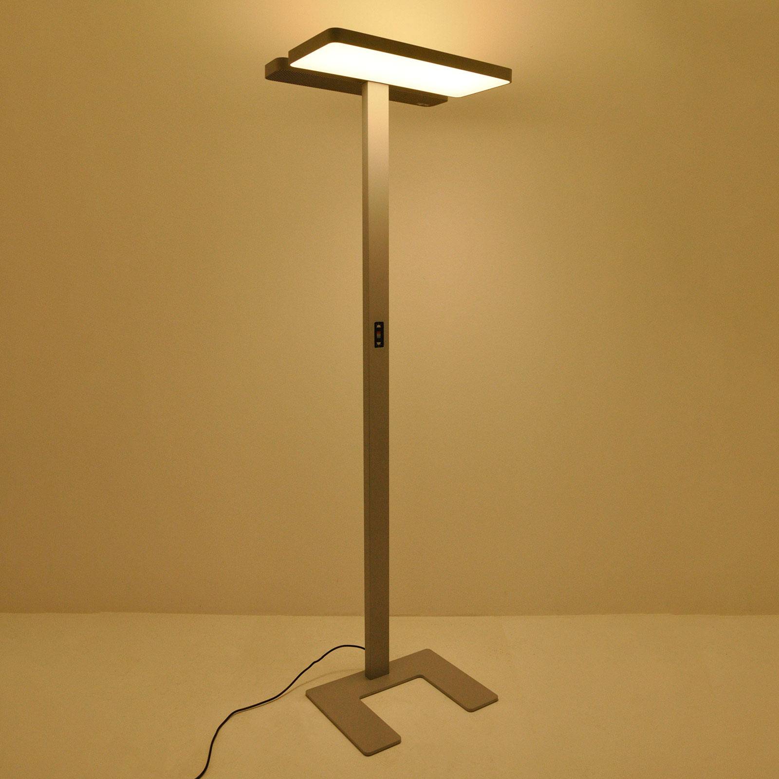 Arcchio Office-LED-Stehlampe Aila, Tageslichtsensor
