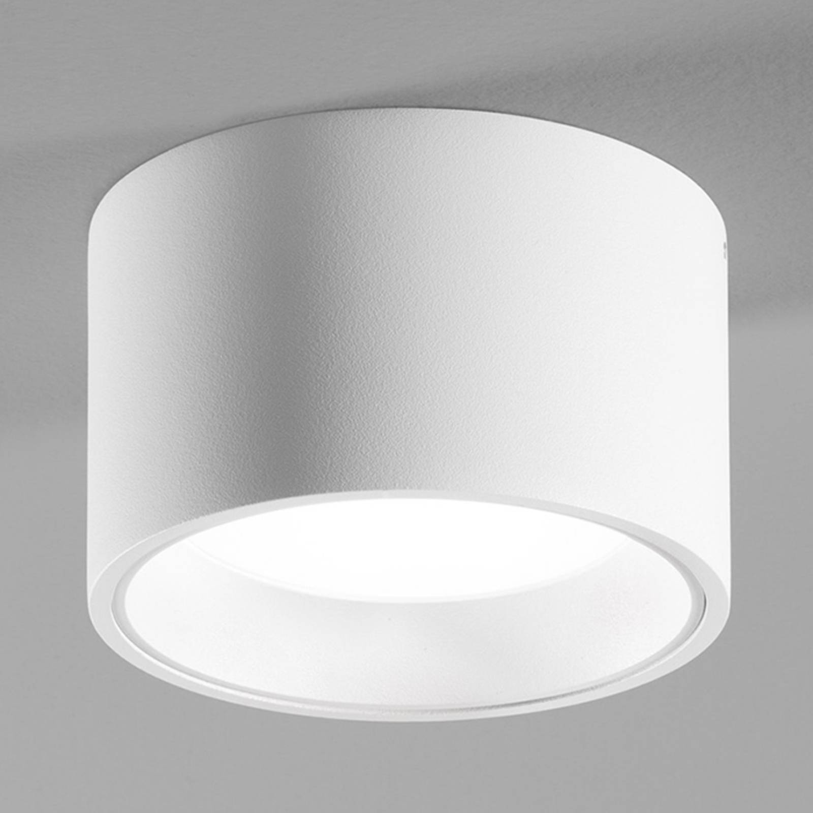 Egger Licht Weiße LED-Deckenleuchte Ringo mit IP54