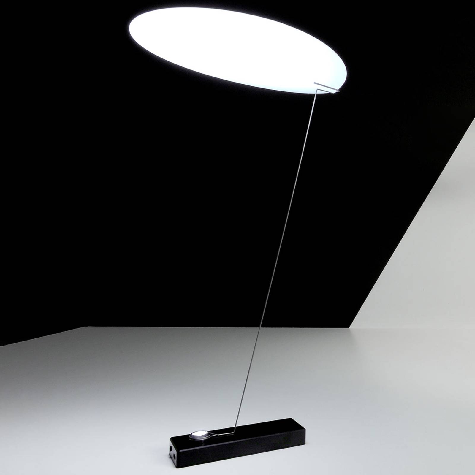Ingo Maurer Koyoo - LED-Designer-Tischleuchte