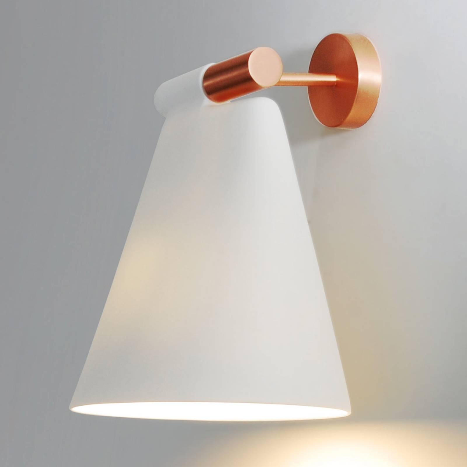 B.lux Keramik-Wandleuchte Cone Light W