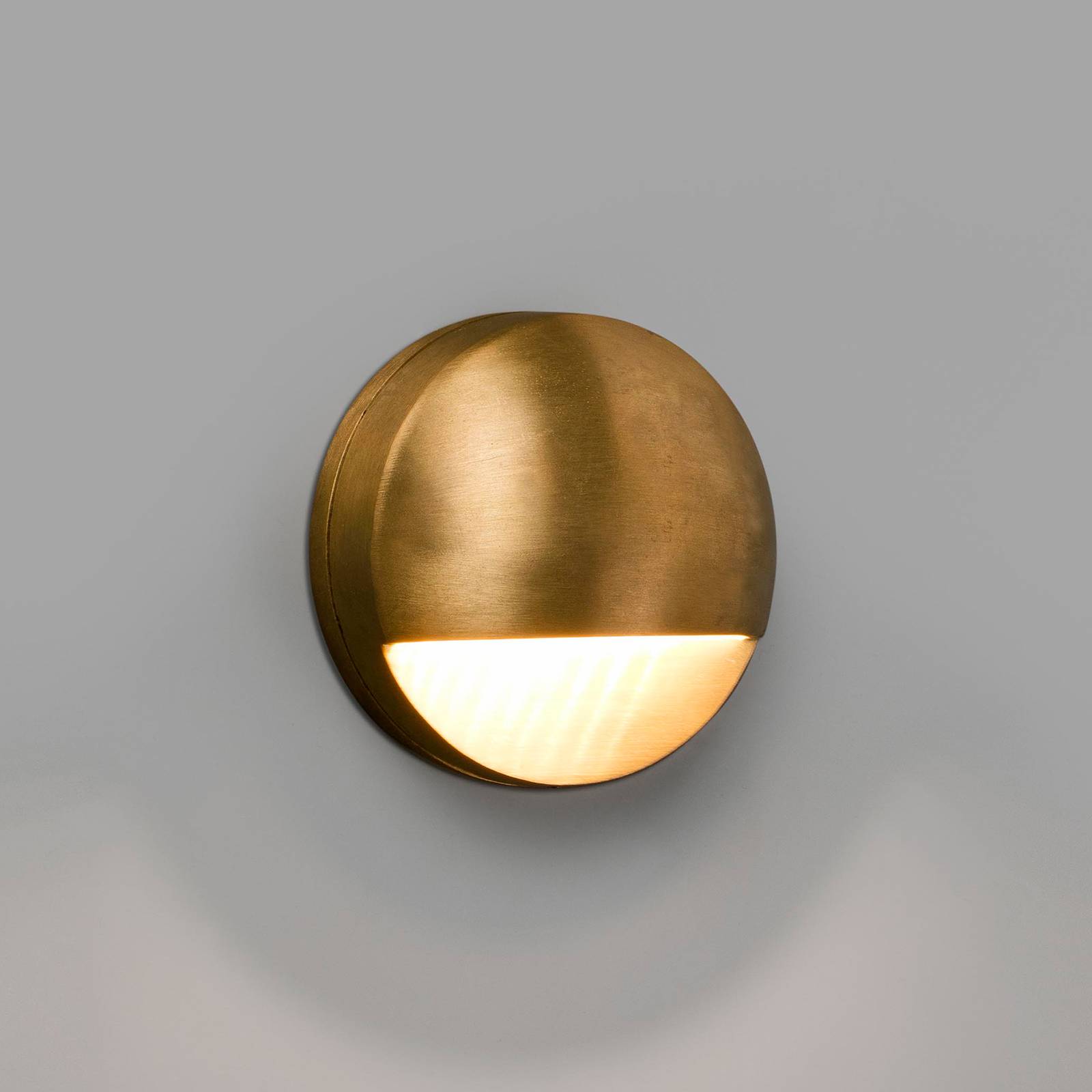FARO BARCELONA LED-Außenwandlampe Drak aus Messing